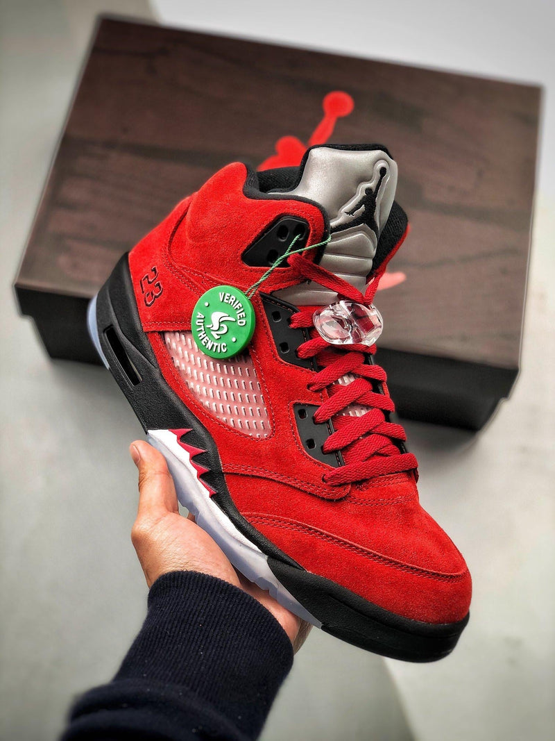 Tênis Nike Air Jordan 5 "Ranging Bull"