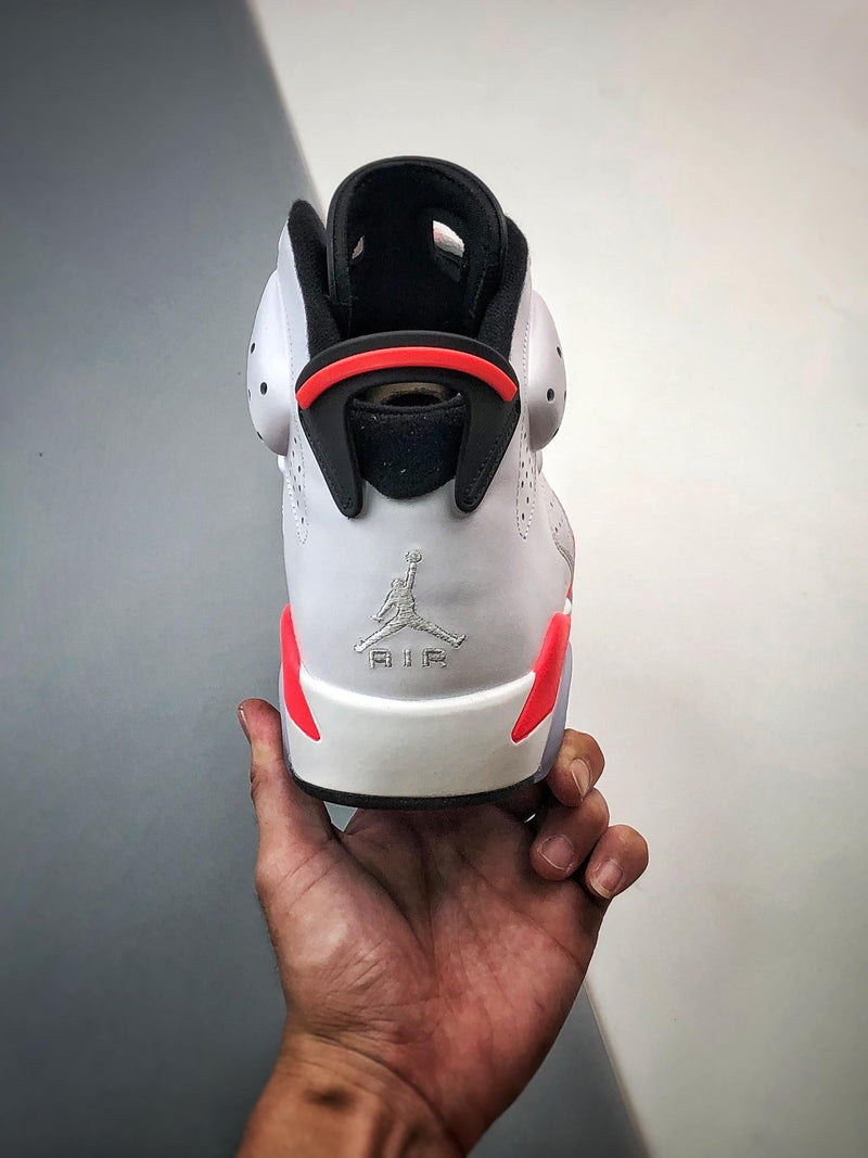 Tênis Nike Air Jordan 6 Retro "Infrared White"