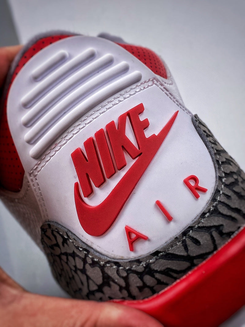 Tênis Nike Air Jordan 3 Retro "Fire Red"