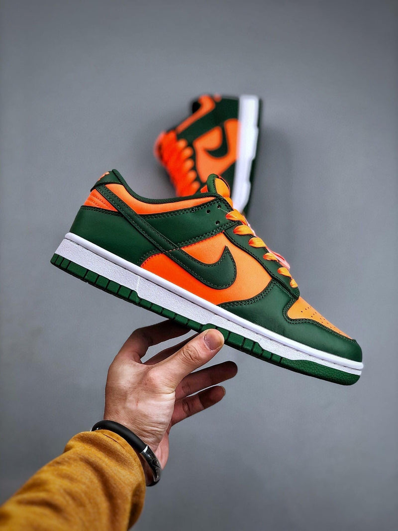 Tênis Nike SB Dunk Low "Miami Hurricanes"