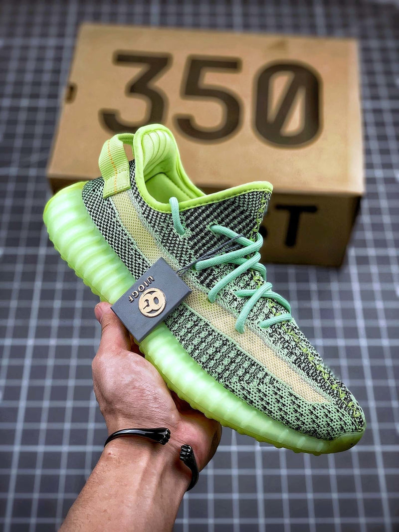 Tênis Adidas Yeezy Boost 350 V2 Yeezreel (Refletivo)