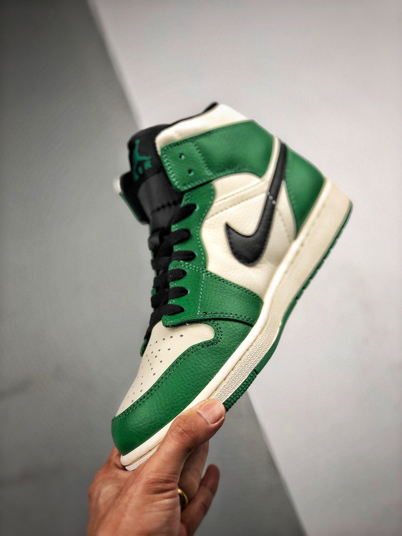 Tênis Nike Air Jordan 1 Mid SE "Pine Green"