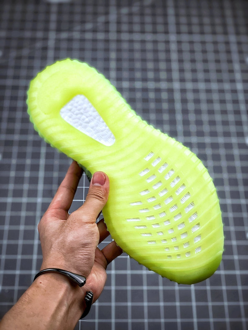 Tênis Adidas Yeezy Boost 350 V2 Yeezreel (Refletivo)