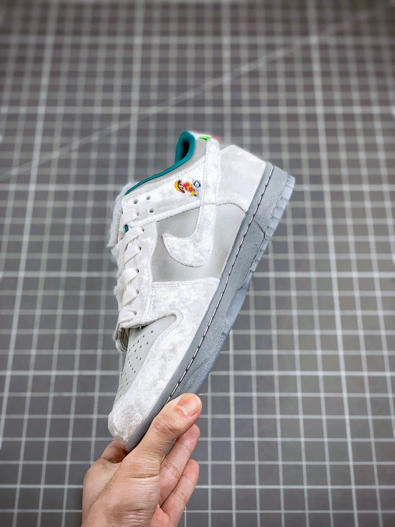 Tênis Nike SB Dunk Low "LCE"