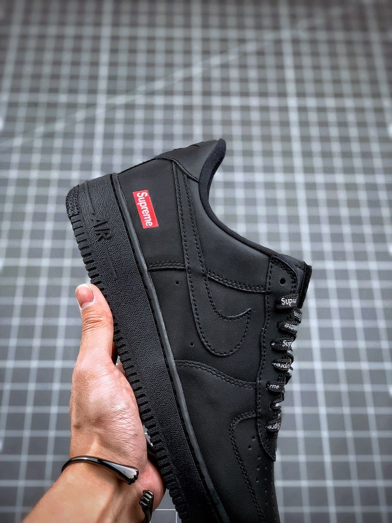 Tênis Nike Air Force 1 Low x Supreme Box Logo Black