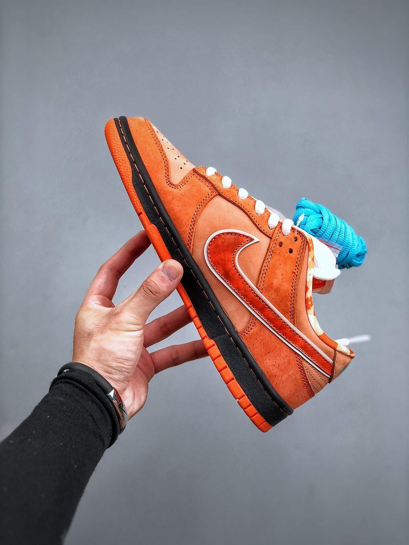 Tênis Nike SB Dunk Low Retro "Orange Lobster""