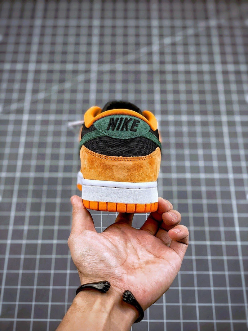 Tênis Nike SB Dunk Low "Ceramic"