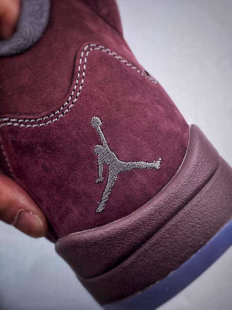 Tênis Nike Air Jordan 5 "Burgundy"