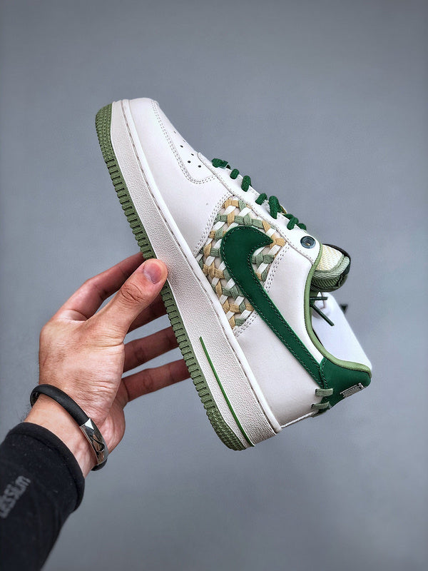 Tênis Nike Air Force 1'07 Low "Bamboo"