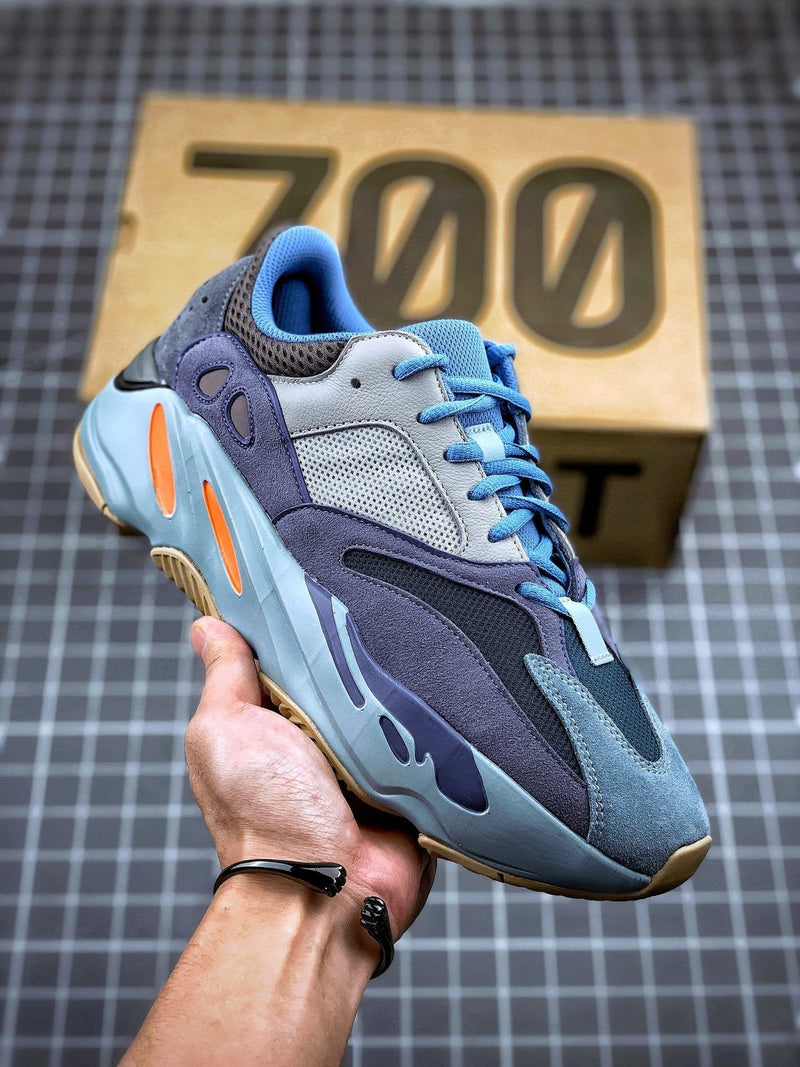 Tênis Adidas Yeezy Boost 700 Carbon Blue