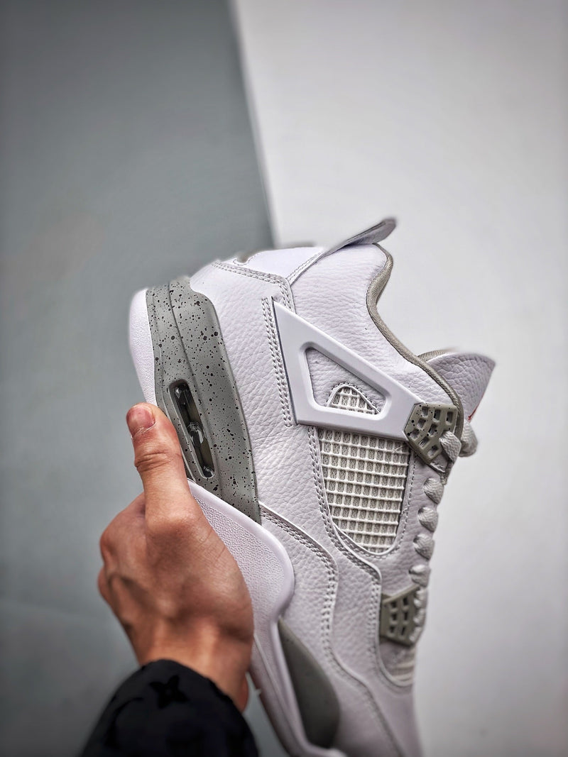 Tênis Nike Air Jordan 4 "White Oreo"