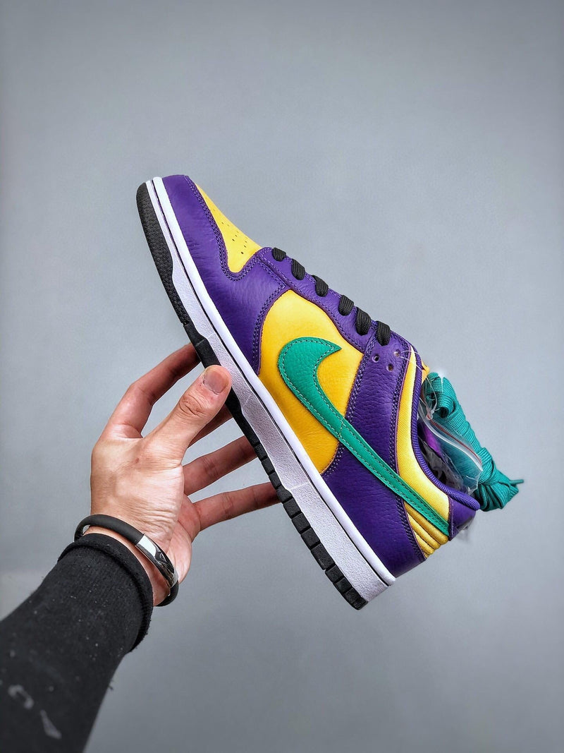 Tênis Nike SB Dunk Low Retro "Lisa Leslie""