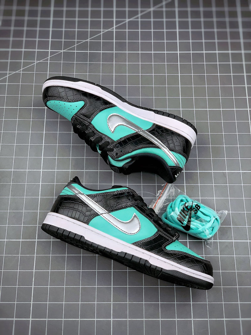 Tênis Nike SB Dunk Low x Tiffany 'Diamond Supply'