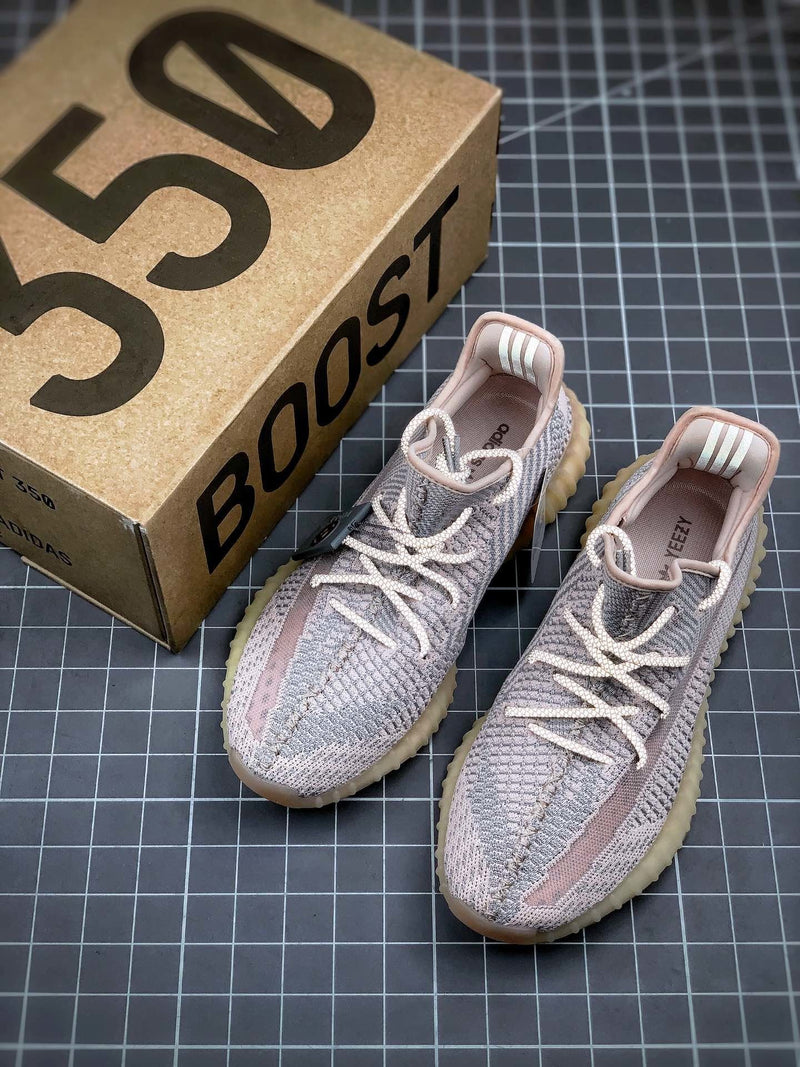 Tênis Adidas Yeezy Boost 350 V2 Sulfur