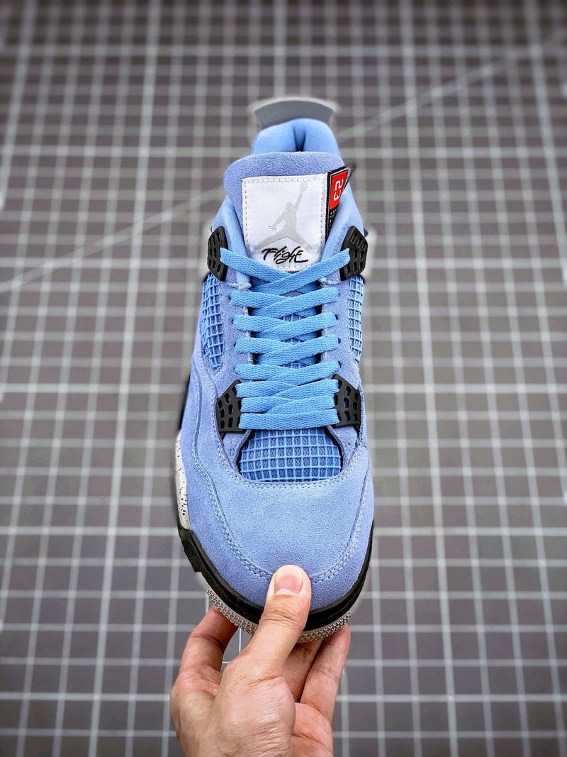 Tênis Nike Air Jordan 4 SE University Blue