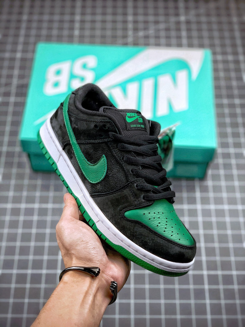 Tênis Nike SB Dunk Low "Black Pine Green"