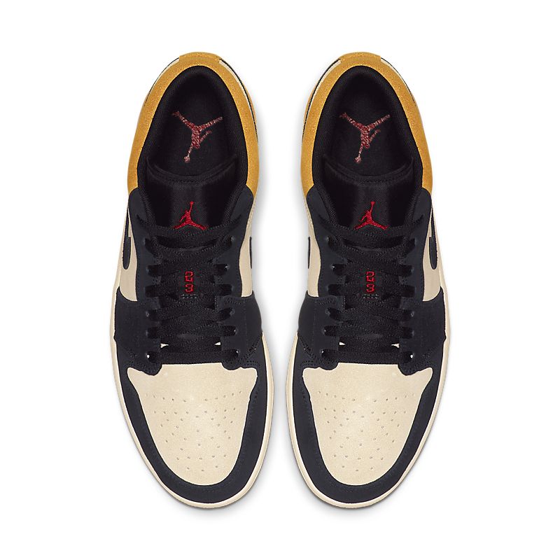 Tênis Nike Air Jordan 1 Low Sail University Gold Black