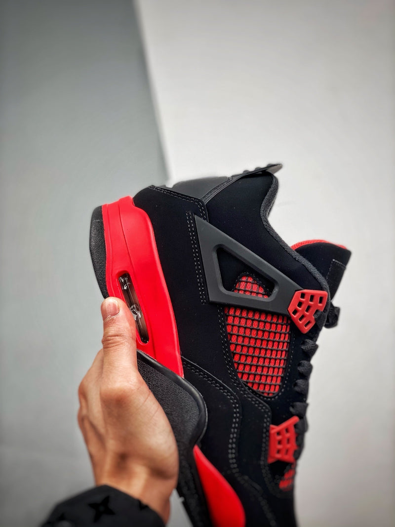 Tênis Nike Air Jordan 4 "Red Thunder"