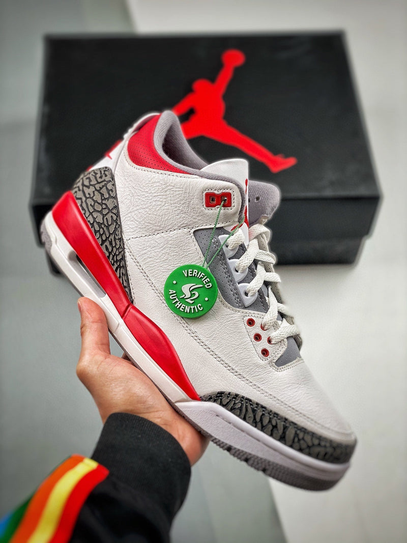 Tênis Nike Air Jordan 3 Retro "Fire Red"