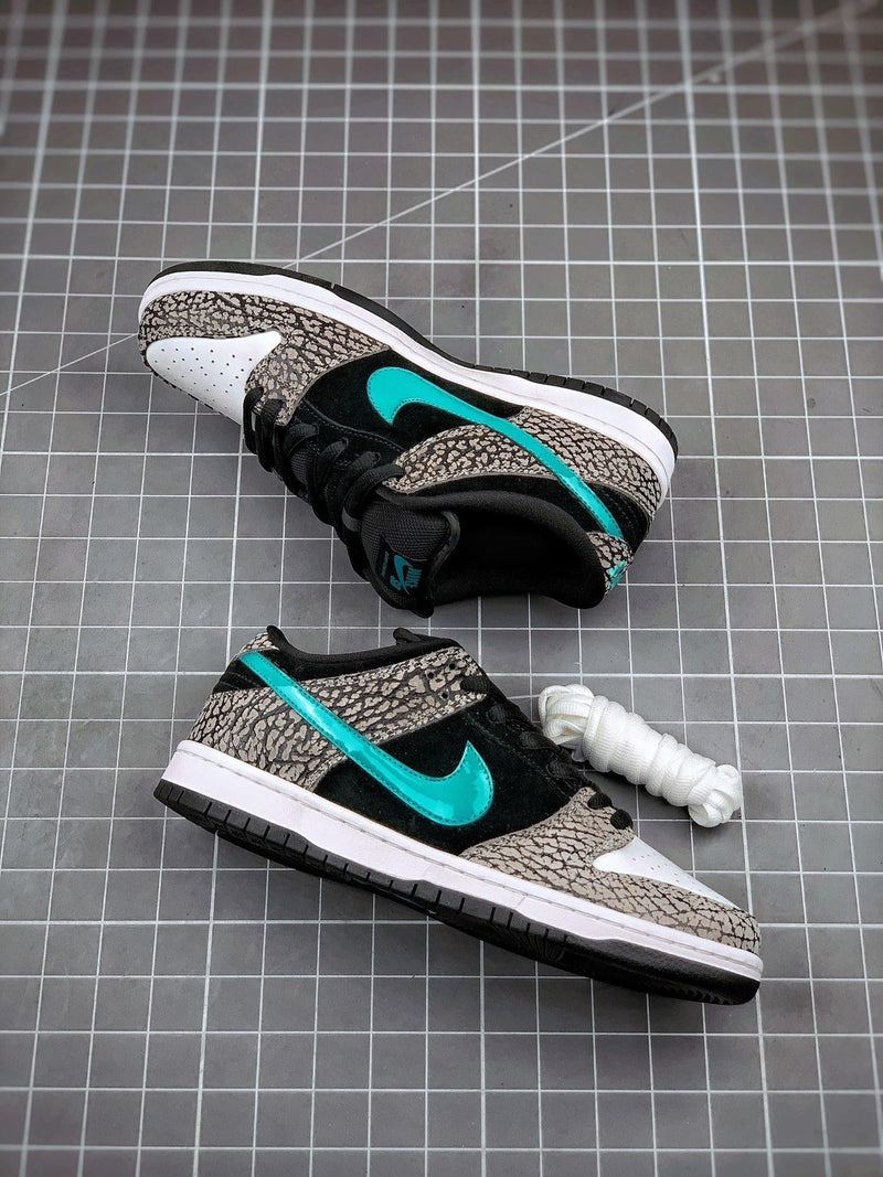 Tênis Nike SB Dunk Low "Atmos Elephant"