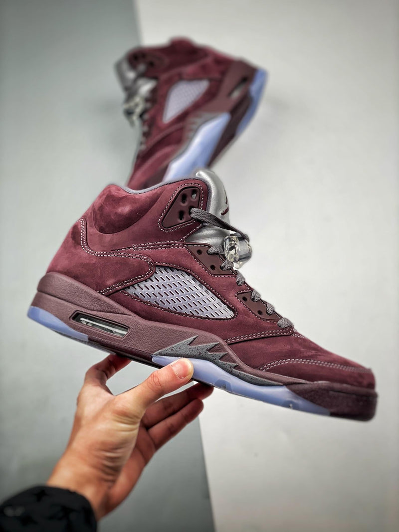 Tênis Nike Air Jordan 5 "Burgundy"