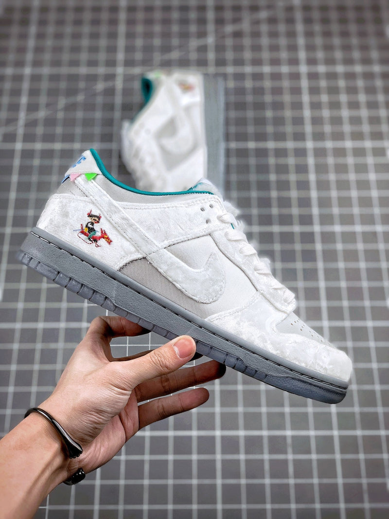 Tênis Nike SB Dunk Low "LCE"