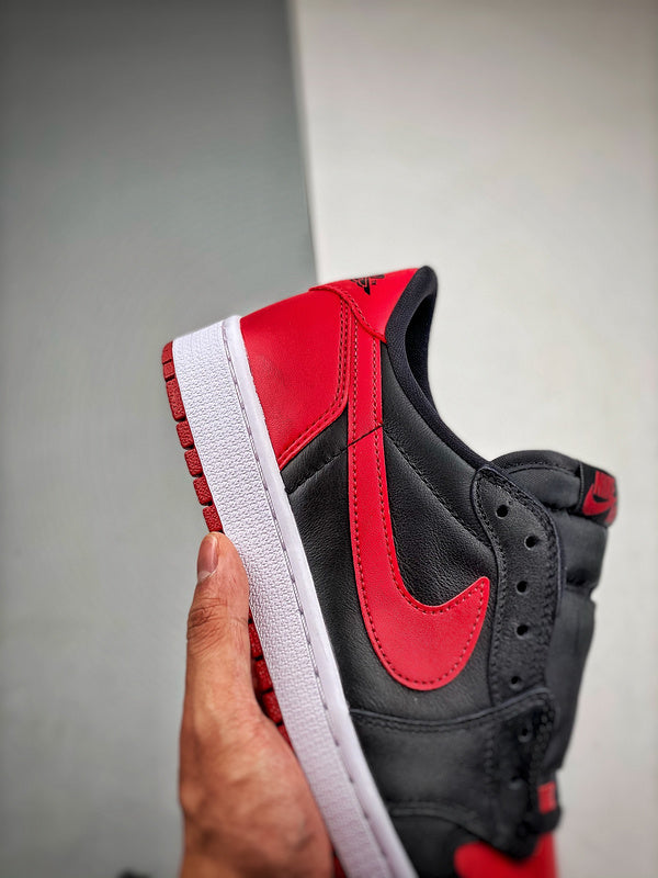 Tênis Nike Air Jordan 1 Low Retro "Bred"