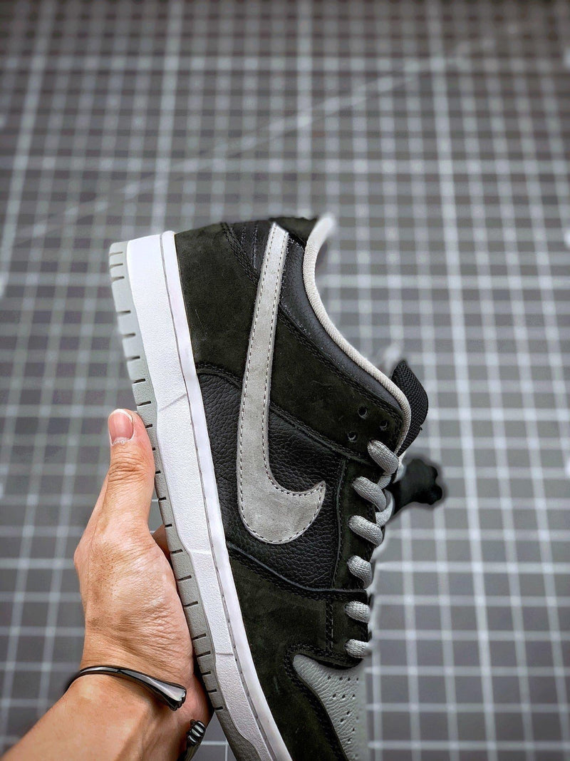 Tênis Nike SB Dunk Low J-PAC "Shadow"