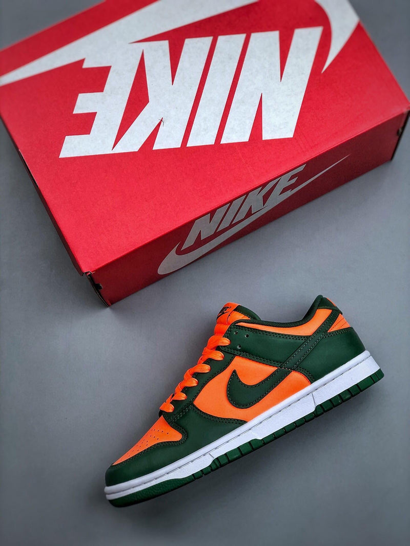 Tênis Nike SB Dunk Low "Miami Hurricanes"