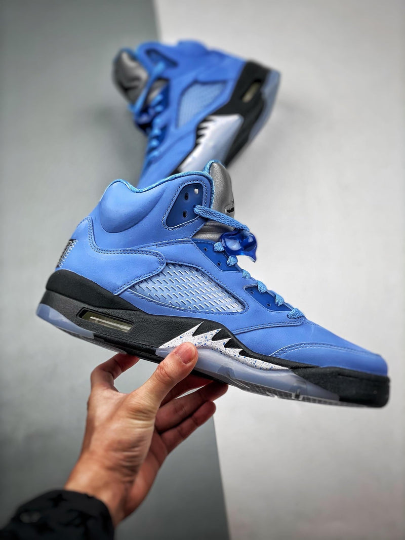 Tênis Nike Air Jordan 5 "Retro SE UNC"