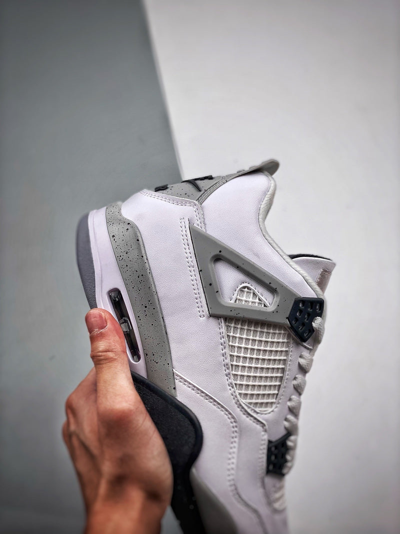 Tênis Nike Air Jordan 4 "White Cement"