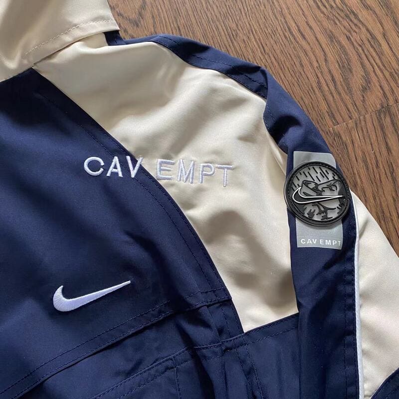 Jaqueta Nike x Cav Empt