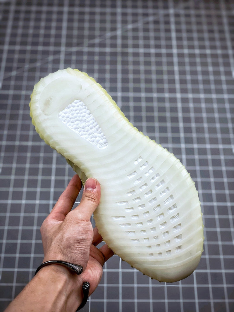 Tênis Adidas Yeezy Boost 350 V2 Marsh