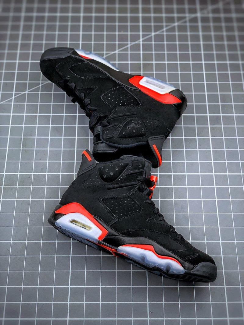 Tênis Nike Air Jordan 6 Retro Black Infrared (2019)