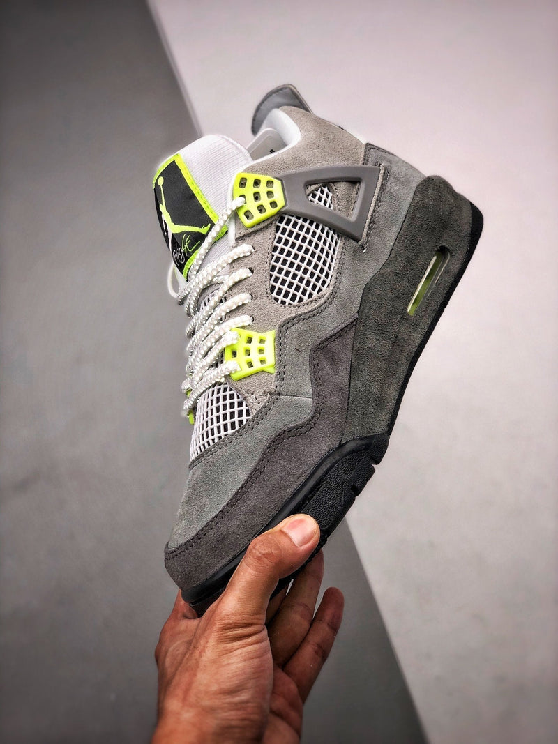 Tênis Nike Air Jordan 4 Retro SE “Neon”