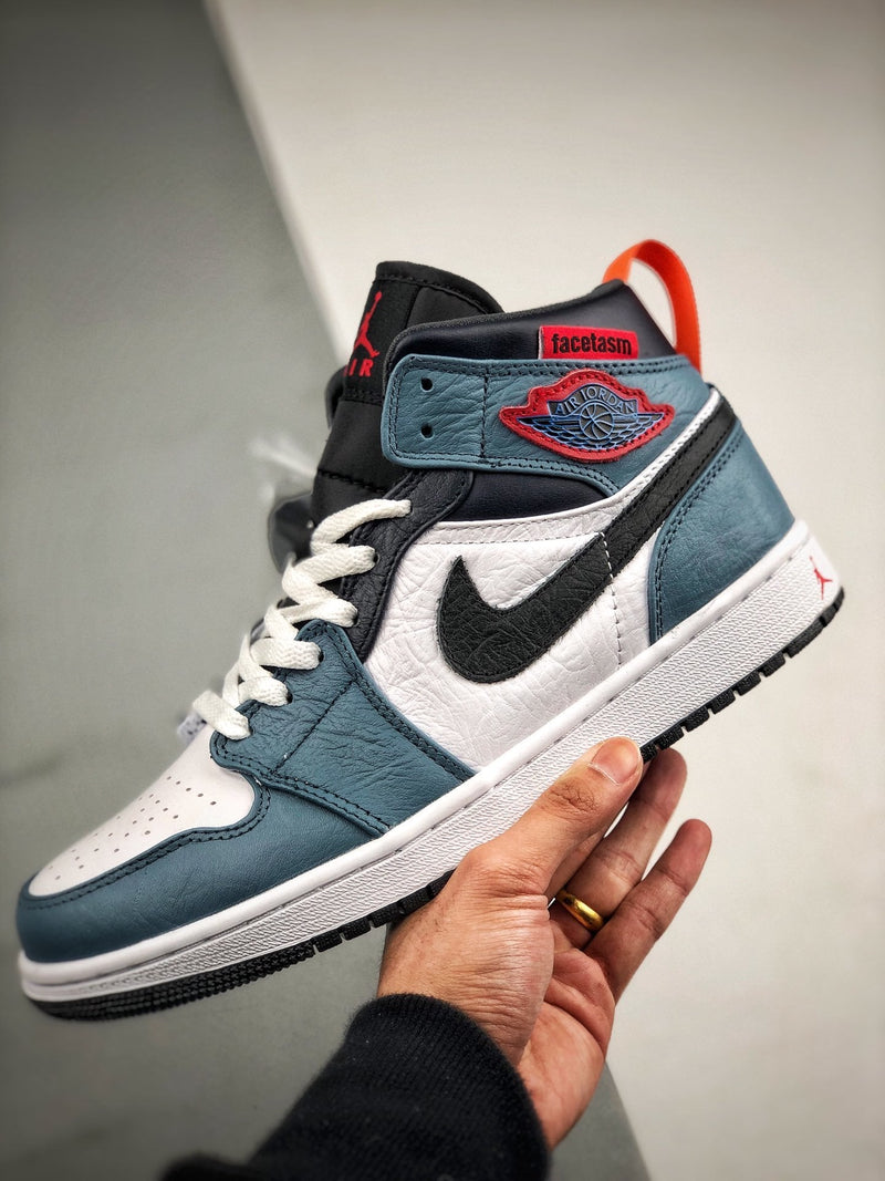 Tênis Cspace Facetasm x Nike Air Jordan 1 Mid