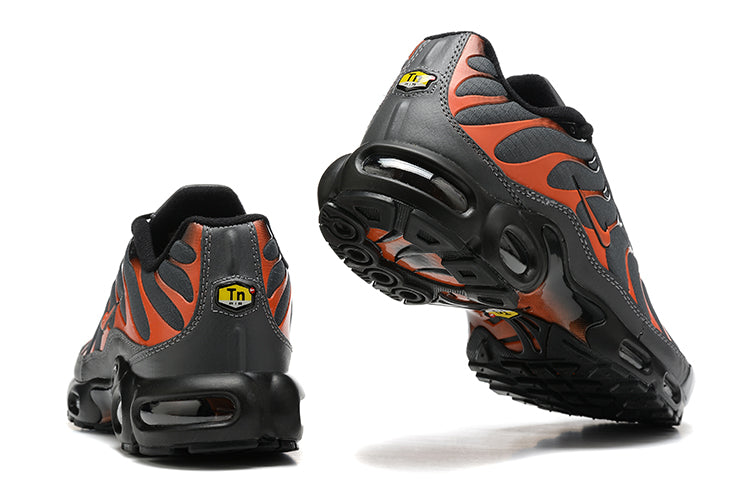 Tênis Nike Air Max Plus Tn "Safety Orange"