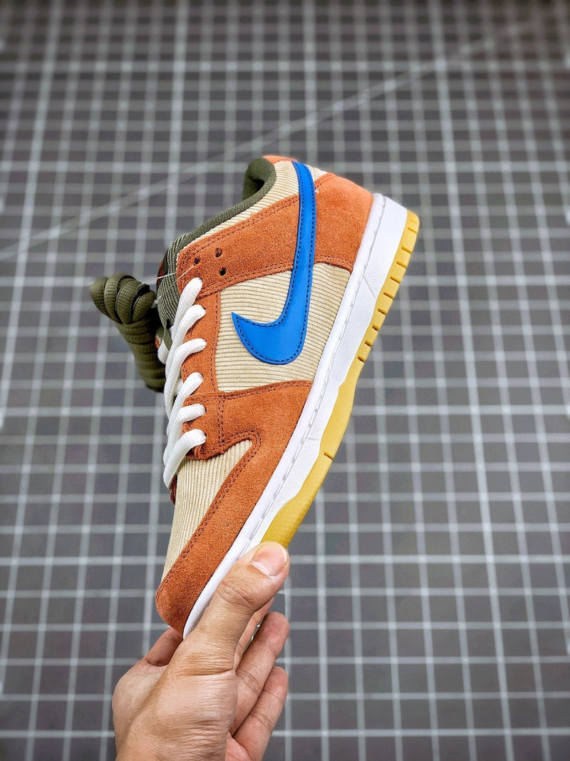 Tênis Nike SB Dunk Low "Corduroy Dusty"