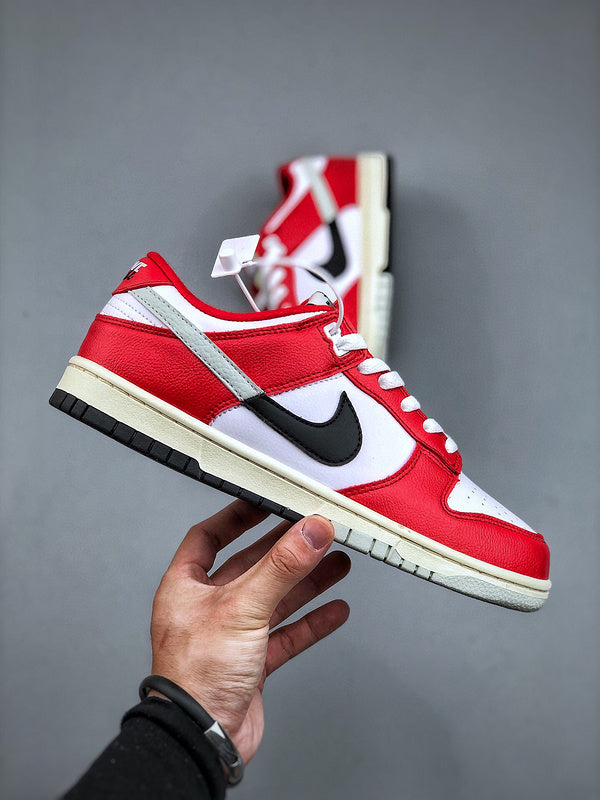 Tênis Nike SB Dunk Low "Chicago Split"