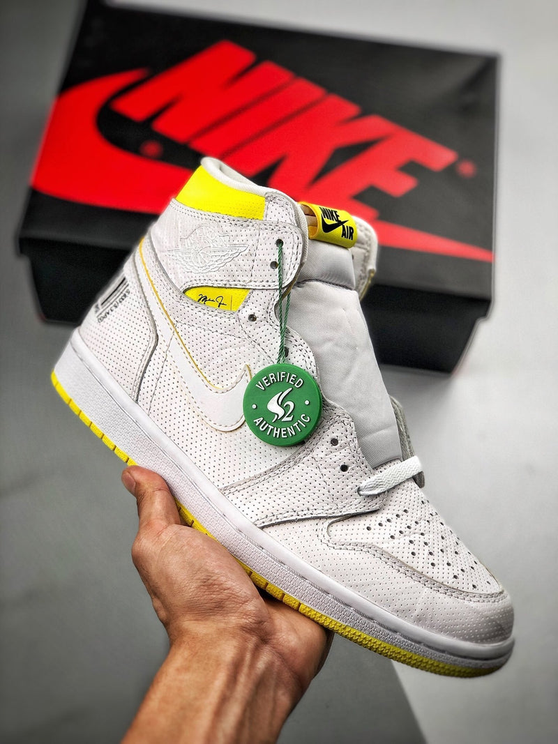 Tênis Nike Air Jordan 1 Retro High "First Class Flight"