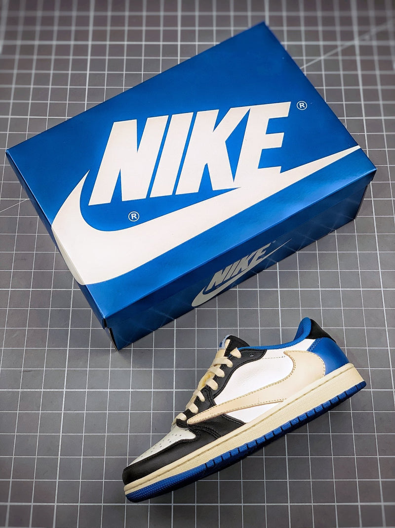 Tênis Travis Scott x Nike Air Jordan 1 Low 'Fragment Design'